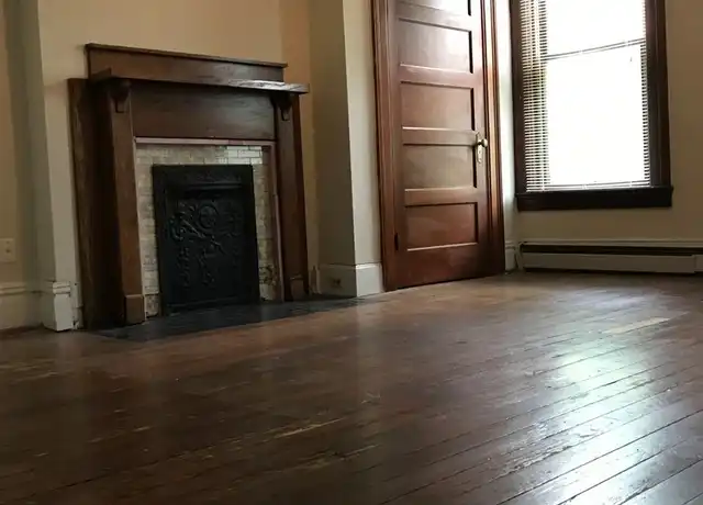 Property at 312 S Upper St Unit 2, Lexington, KY, 40508, 2 beds, 1 bath, [object Object]