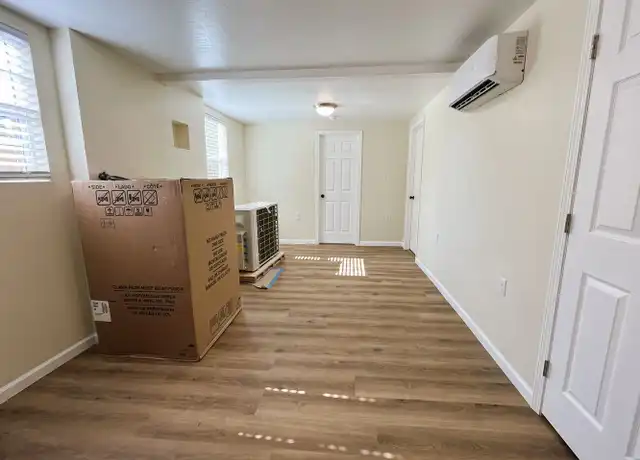Property at 313 Washington Ave Unit B, Bakersfield, CA, 93308, 3 beds, 2 baths, [object Object]