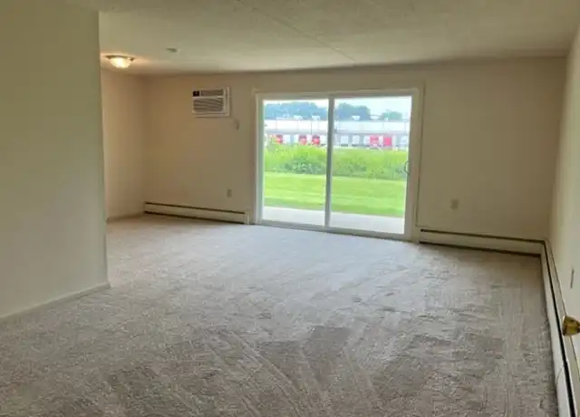 Property at 408 Conowingo Cir Unit 717, Oxford, PA, 19363, 1 bed, 1 bath, [object Object]