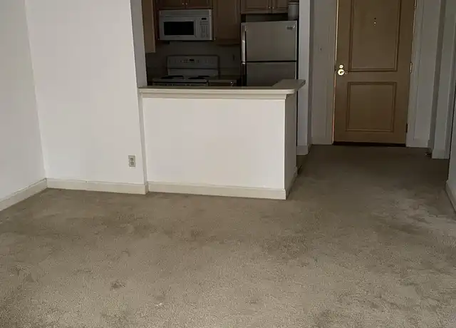 Property at 5000 Battery Ln, Bethesda, MD, 20814, 1 bed, 1 bath, [object Object]