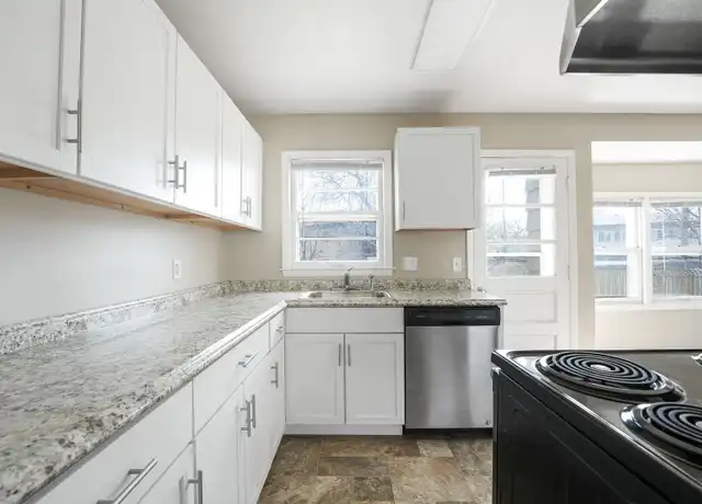 Property at 2302 W Badger Rd, Madison, WI, 53713, 3 beds, 1 bath, [object Object]