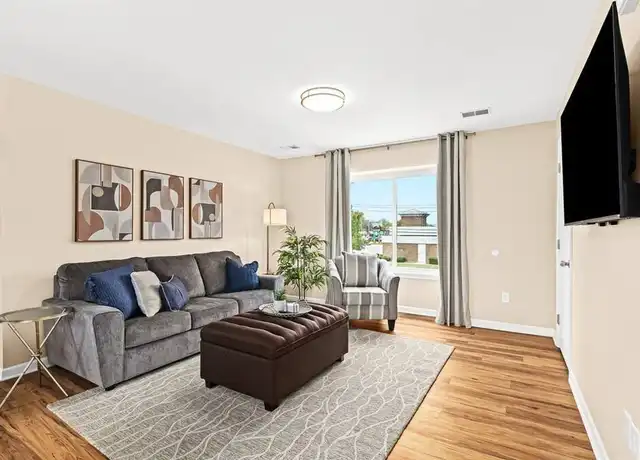 Property at Gratiot Avenue 28030 - Sharon Ln Unit 1032363P, Roseville, MI, 48066, 1 bed, 1 bath, [object Object]