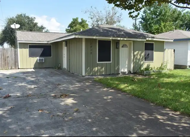 Property at 2432 38th Ave N, Texas City, TX, 77590, 3 beds, 1.5 baths, [object Object]