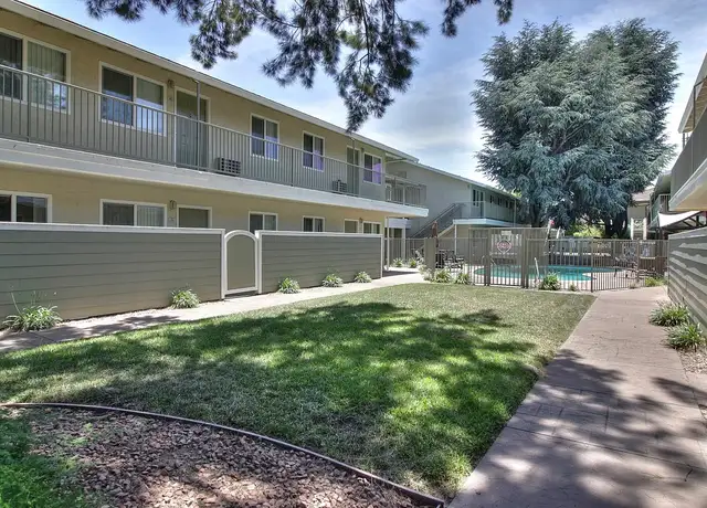 Photo of 2283 Latham St, Mountain View, CA 94040