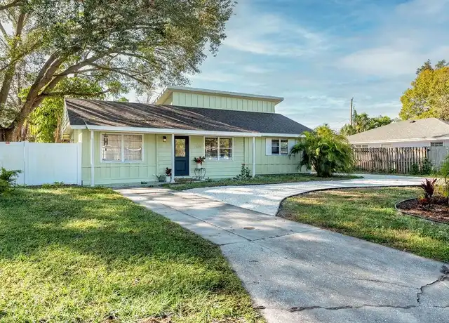 Property at 2676 Martin St, Sarasota, FL, 34237, 3 beds, 2 baths, [object Object]
