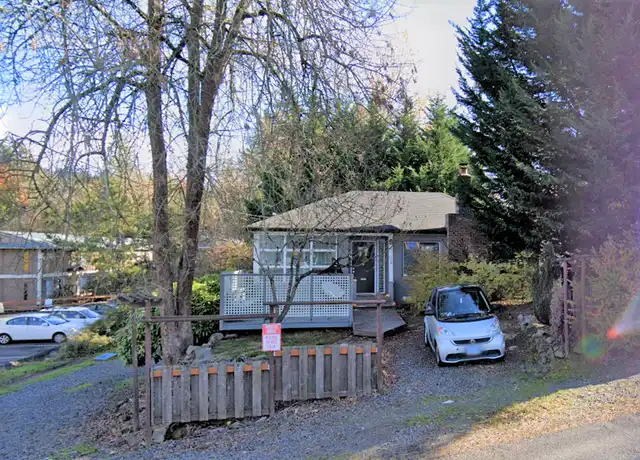 Property at 5124 SW 45th Ave Unit B, Portland, OR, 97221, 2 beds, 1 bath, [object Object]