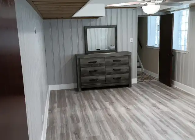 Property at 8227 S Chappel Ave, Chicago, IL, 60617, 1 bed, 1 bath, [object Object]