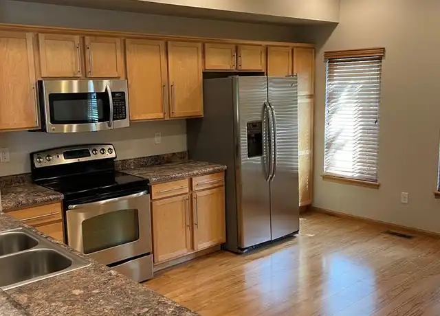 Property at 924 Ryan Ct Unit 924, Iowa City, IA, 52246, 2 beds, 2.5 baths, [object Object]