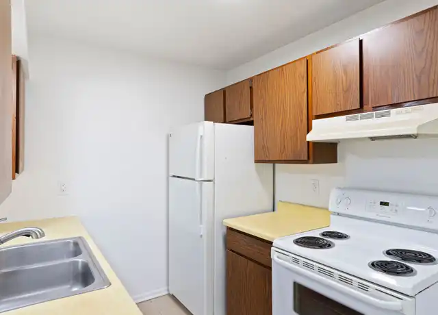 Property at 1224 E Saginaw St, East Lansing, MI, 48823, 1 bed, 1 bath, [object Object]
