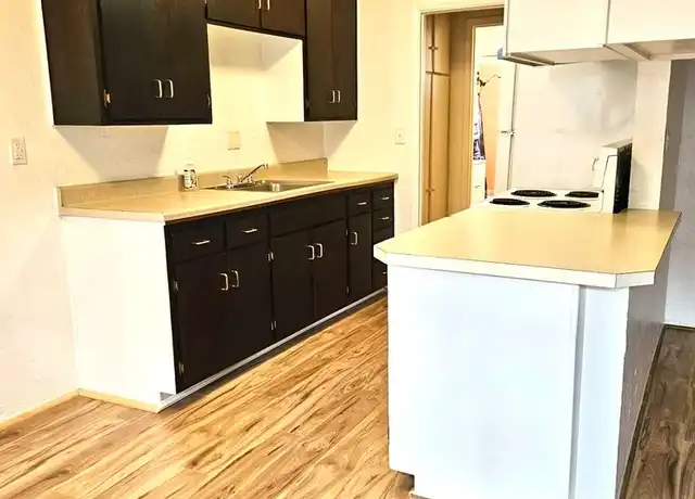 Property at 116 Cottage St Unit 116 B Cottage, Medford, OR, 97504, 1 bed, 1 bath, [object Object]
