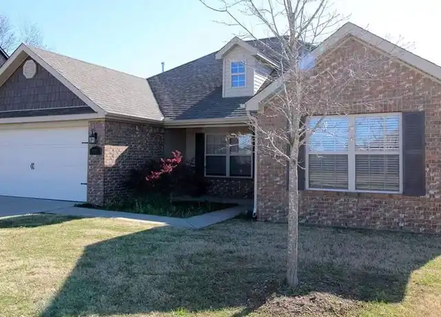 Property at 1300 Lariat Dr, Centerton, AR, 72719, 4 beds, 2 baths, [object Object]