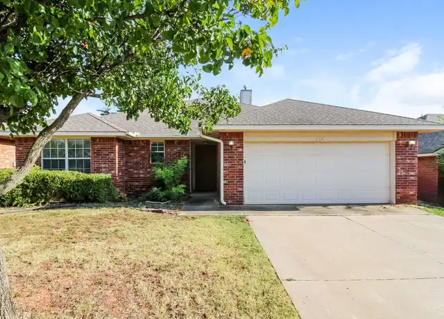 Property at 716 Cavecreek St, Norman, OK, 73071, 4 beds, 2 baths, [object Object]