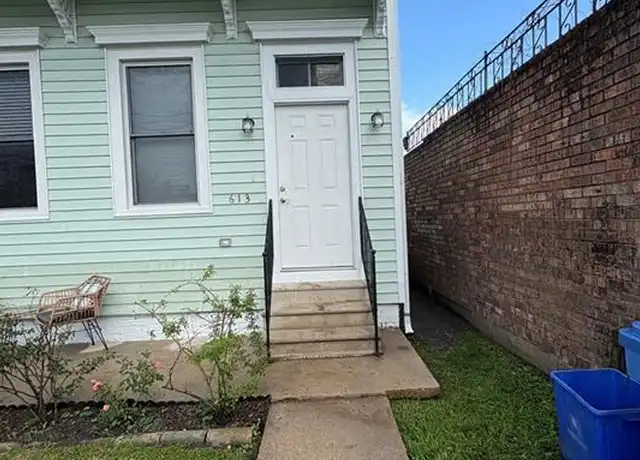 Property at 613 Valence St, New Orleans, LA, 70115, 2 beds, 1 bath, [object Object]