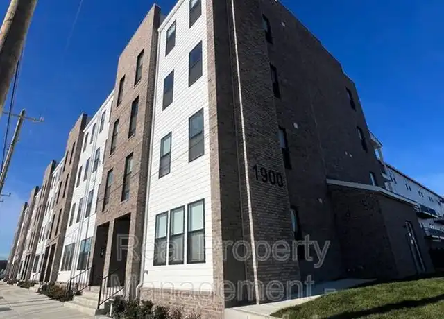 Property at 1900 Roseneath Rd Unit 10B, Richmond, VA, 23230, 3 beds, 2.5 baths, [object Object]