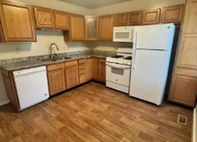 Property at 218 W Cameron St Unit B, Culpeper, VA, 22701, 3 beds, 2 baths, [object Object]