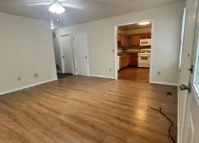 Property at 218 W Cameron St Unit B, Culpeper, VA, 22701, 3 beds, 2 baths, [object Object]