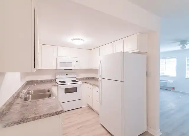 Property at The Lodge 2765 - 2765 W Tharpe St, Tallahassee, FL, 32303, 1-2 bed, 1 bath, [object Object]