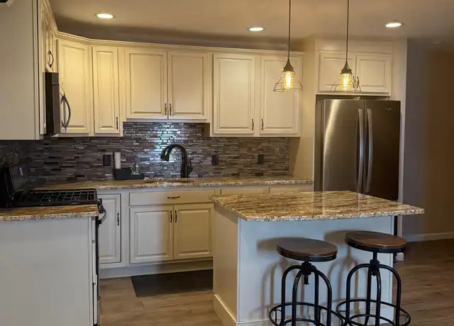 Property at 8 McCullums Ln Unit B, Highland Falls, NY, 10928, 3 beds, 1 bath, [object Object]