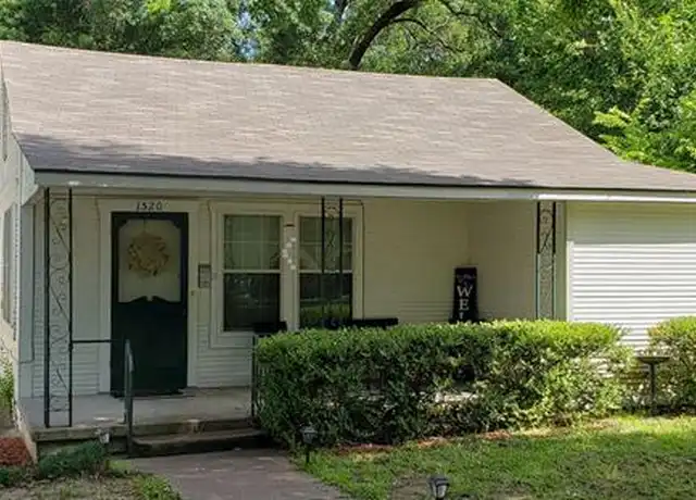 Property at 1520 Woodlawn Ave, Corsicana, TX, 75110, 2 beds, 1 bath, [object Object]
