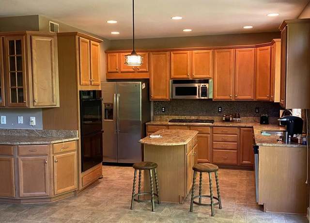 Photo of 14096 Albert Way, Gainesville, VA 20155