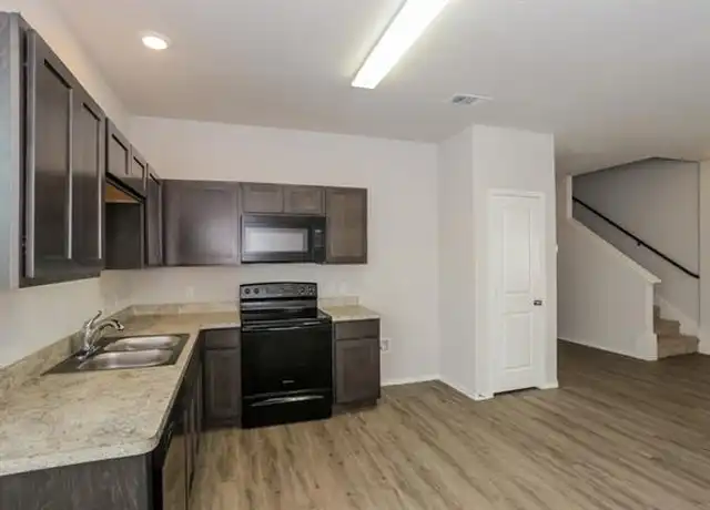 Property at 5525 Eagle Point Dr, Fort Worth, TX, 76119, 3 beds, 2.5 baths, [object Object]