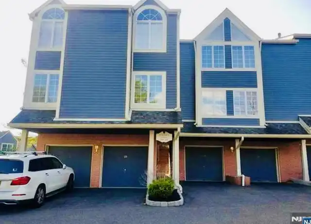 Property at 210 Cambridge Dr #210, Ramsey, NJ, 07446, 2 beds, 3 baths, [object Object]