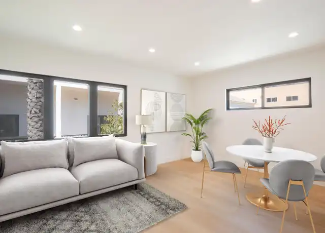 Property at 2103 3rd St Unit 05, Santa Monica, CA, 90405, 1 bed, 1 bath, [object Object]