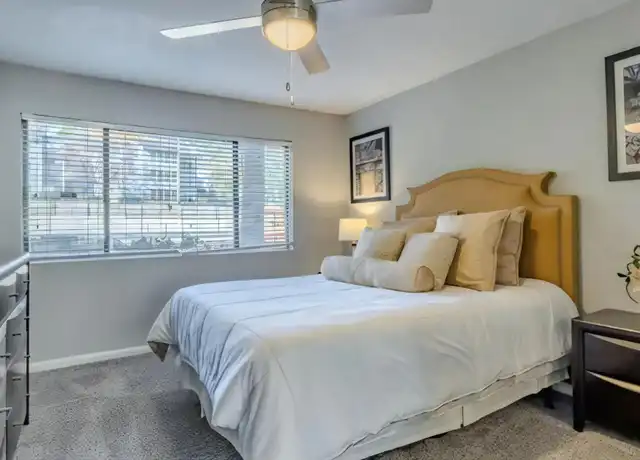 Property at 4700 N Hill Pkwy, Atlanta, GA, 30341, 1 bed, 1 bath, [object Object]