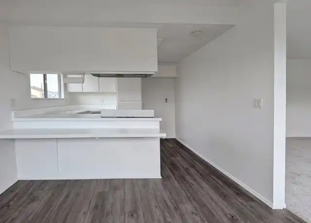 Property at 8102 Forelle Dr Unit 4, Huntington Beach, CA, 92646, 2 beds, 1 bath, [object Object]