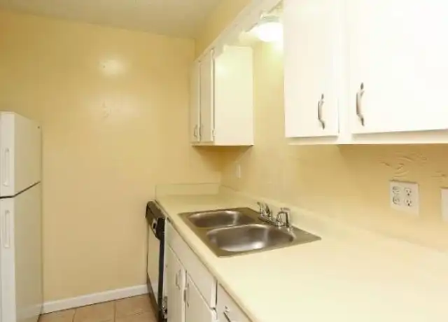 Property at 4750 NW 23rd St, Oklahoma City, OK, 73127, 2 beds, 1 bath, [object Object]