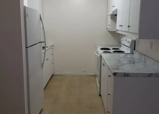 Property at 1609 16th St SW Unit 2B, Jamestown, ND, 58401, 2 beds, 1 bath, [object Object]