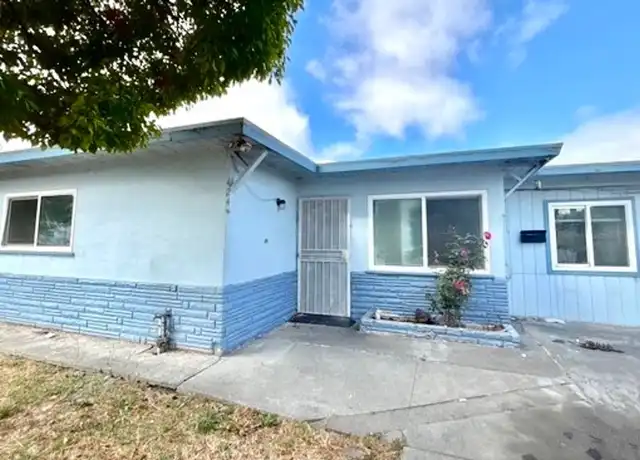 Property at 424 Michele Dr, San Pablo, CA, 94806, 4 beds, 2 baths, [object Object]