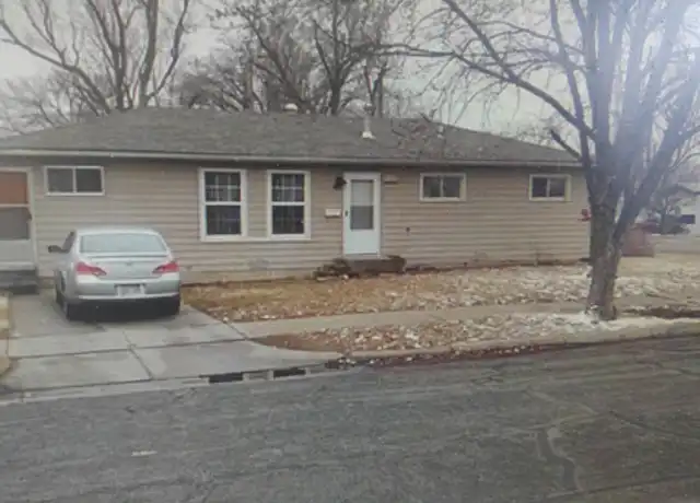Property at 1719 Hickory St, Salina, KS, 67401, 4 beds, 2 baths, [object Object]