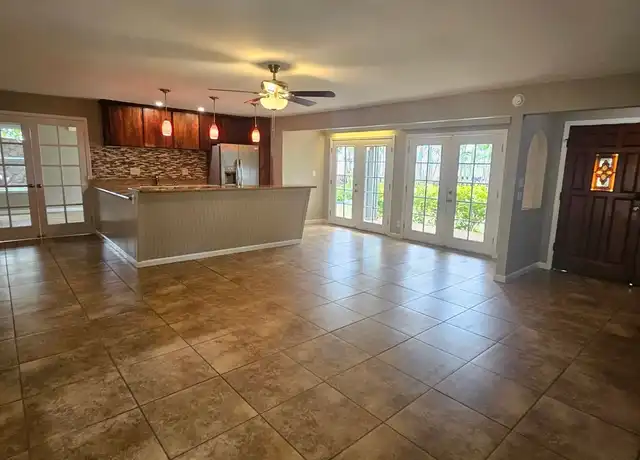 Property at 1500 Malo St Unit B, Lahaina, HI, 96761, 2 beds, 1 bath, [object Object]