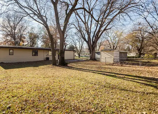 Property at 500 Eldora Ln, Lincoln, NE, 68505, 3 beds, 1 bath, [object Object]