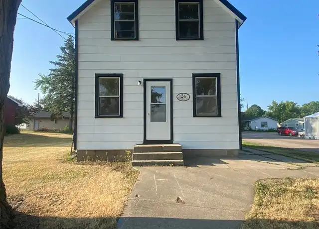 Property at 24 E Birch St, Saint Joseph, MN, 56374, 3 beds, 1 bath, [object Object]