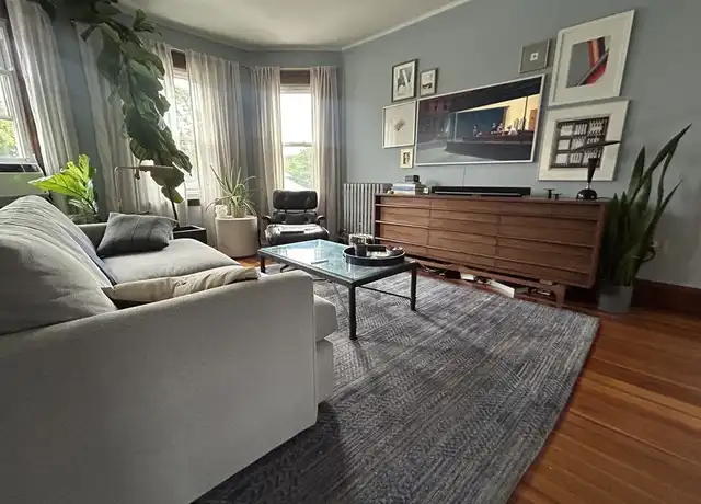 Property at 609 Centre St #3, Jamaica Plain, MA, 02130, 2 beds, 1 bath, [object Object]