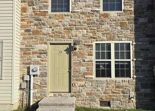 Property at 32 Genesis Dr, Inwood, WV, 25428, 3 beds, 1.5 baths, [object Object]