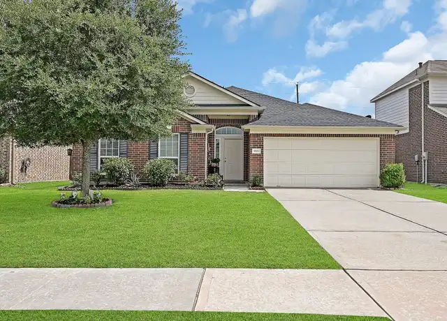 Property at 9920 Climbing Tree St, Conroe, TX, 77385, 4 beds, 2 baths, [object Object]