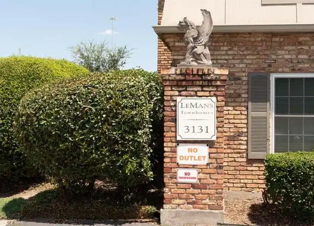 Property at 3131 Freeway A14, Houston, TX, 77098, 2 beds, 1 bath, [object Object]