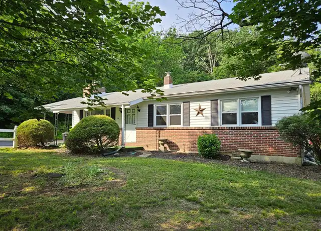Property at 836 Brownsville Rd, Wernersville, PA, 19565, 3 beds, 1.5 baths, [object Object]