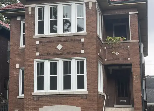 Property at 322 S Oak Park Ave Unit 1, Oak Park, IL, 60302, 3 beds, 1 bath, [object Object]