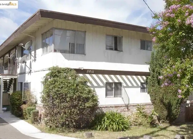Property at 2811 Nicol Ave Unit 8, Oakland, CA, 94602, 1 bed, 1 bath, [object Object]
