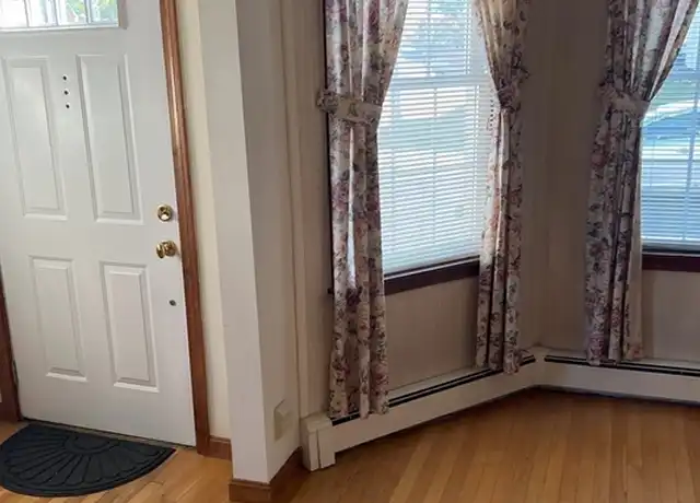 Property at 60 Prospect St Unit 1, Bellingham, MA, 02019, 1 bed, 1 bath, [object Object]