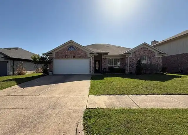 Property at 6717 Smallwood Dr, Arlington, TX, 76001, 4 beds, 2 baths, [object Object]
