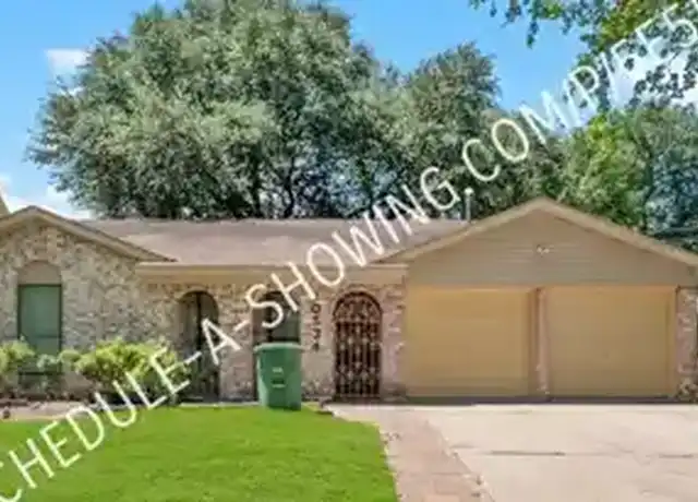 Property at 10534 Huntington View Dr, Houston, TX, 77099, 3 beds, 2 baths, [object Object]