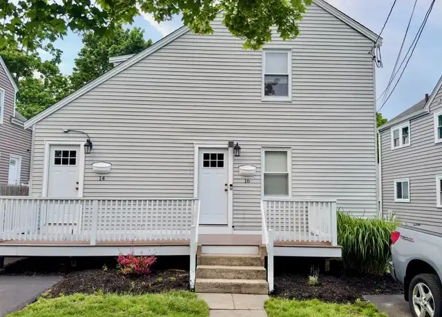 Property at 14 Lawn Ave Unit 2, Quincy, MA, 02169, 2 beds, 1 bath, [object Object]