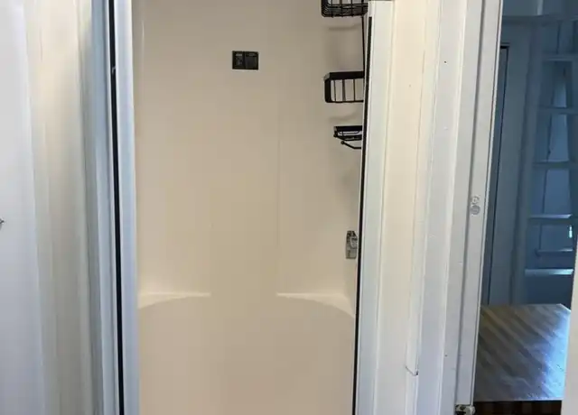 Property at 15 Arlington St, Cambridge, MA, 02140, 0 beds, 1 bath, [object Object]