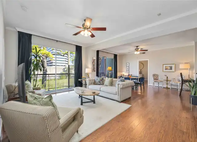 Property at 4515 Briar Hollow Pl #308, Houston, TX, 77027, 2 beds, 2 baths, [object Object]