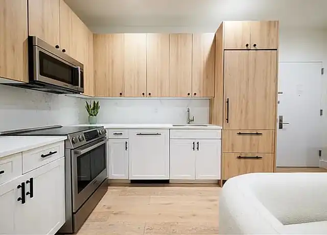 Property at 125 Riverside Dr, New York, NY, 10024, 2 beds, 2 baths, [object Object]